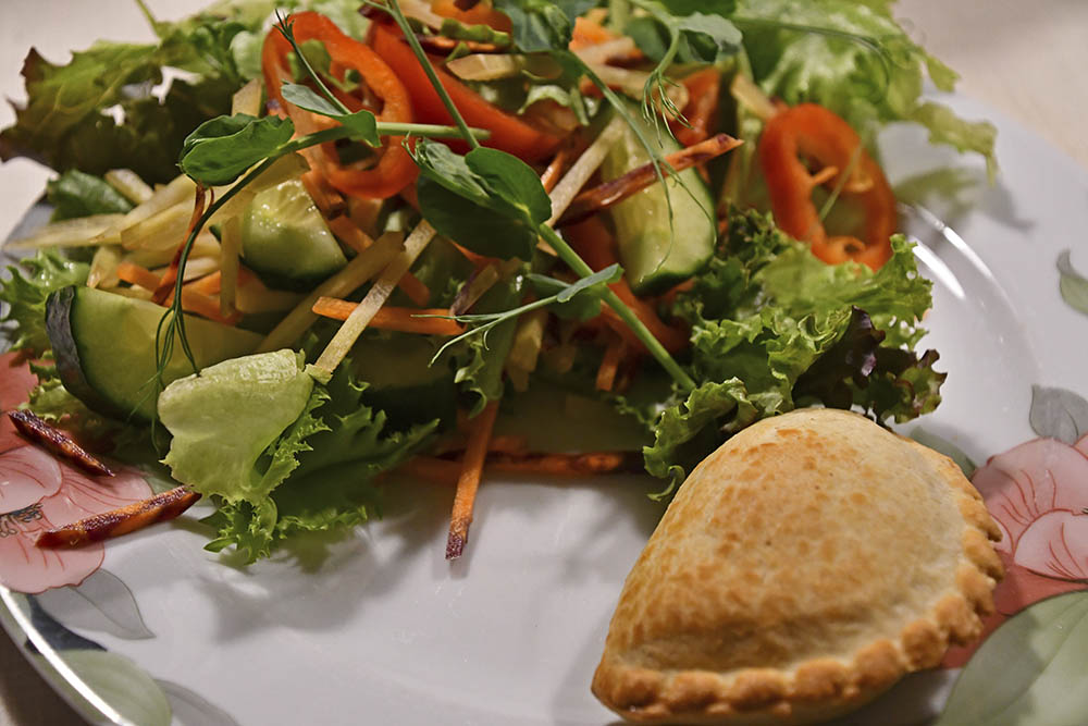 Gulerødder julienne i blandet salat